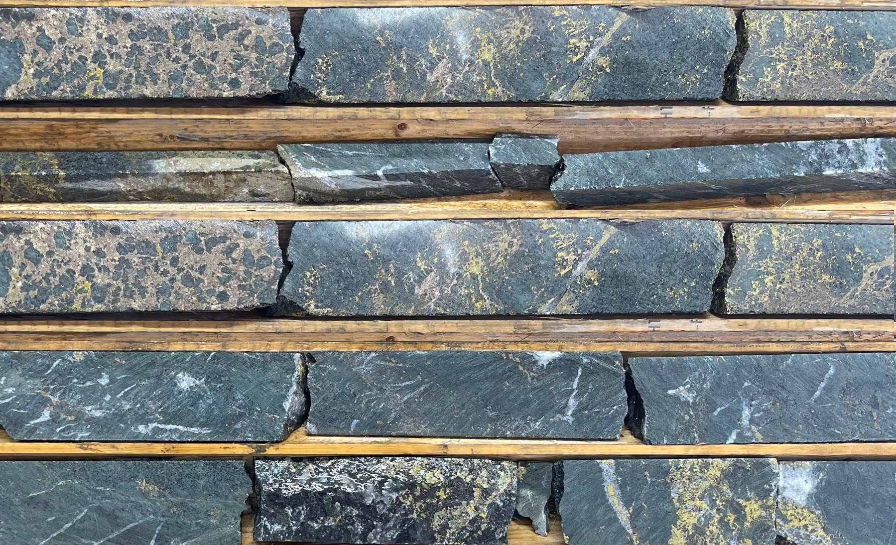 Tartisan Nickel Kenbridge Property Drilling Sample